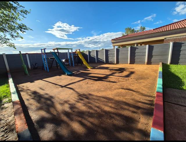 3 BEDROOM HOUSE FOR SALE IN VANDERBIJLPARK CE 5